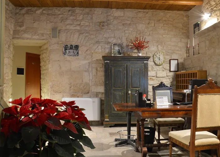 מלון S. Martin ג'ובינאצו