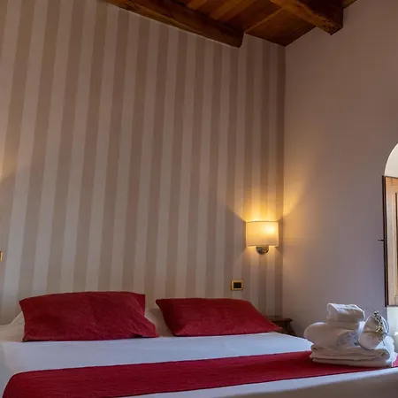 S. Martin Hotel 4*