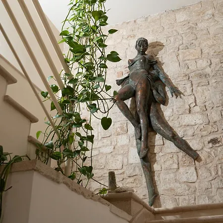 S. Martin Hotel 4*
